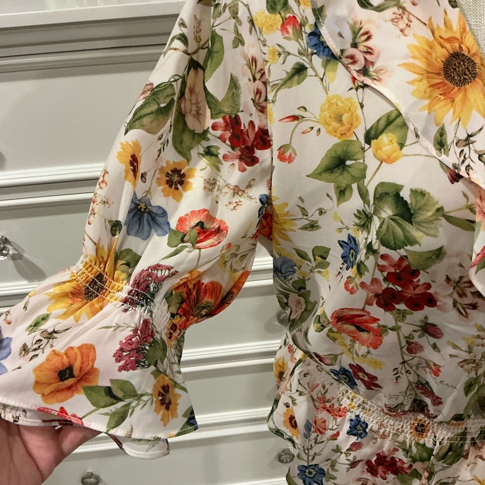 Philosophy | Floral Blouse size L NWT - Picture 4 of 12